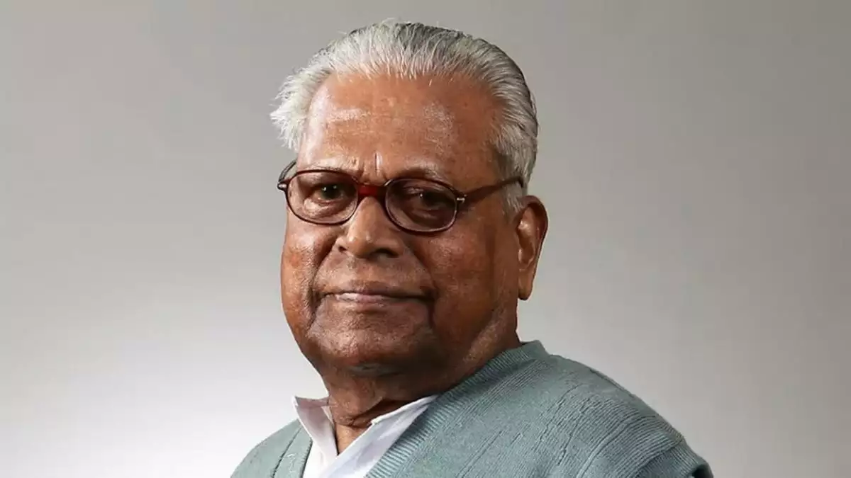 വി.എസ് അച്യുതാനന്ദന്റെ നില അതീവ ഗുരുതരം; രാവിലെ മെഡിക്കല് ബുള്ളറ്റിന് പുറത്തിറക്കും