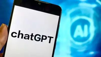 പത്ത് ലക്ഷം വരെ എണ്ണണമെന്ന് ഉപഭോക്താവിന്റെ ആവശ്യം, നടക്കില്ലെന്ന് ചാറ്റ്ജിപിടി; വൈറലായി വീഡിയോ