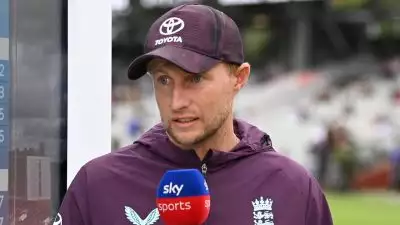 ആ ഇതിഹാസം ബാറ്റ് ചെയ്യാൻ വരുമ്പോൾ സ്റ്റേഡിയം കുലുങ്ങുന്നതായും ഗ്രൗണ്ട് വിറയ്ക്കുന്നതായും അനുഭവപ്പെട്ടു: ജോ റൂട്ട്