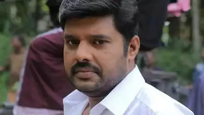 സഹായം തേടാൻ ശ്രമിക്കുന്നതിനിടെ കുഴഞ്ഞു വീണു, നവാസിന്റെ തലയിലും മുറിവ്, പോസ്റ്റ്മോർട്ടം റിപ്പോർട്ട്