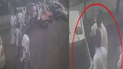 പൊലീസ് കാവലില്‍ ടിപി വധക്കേസ് പ്രതികളുടെ പരസ്യ മദ്യപാനം; കേസെടുക്കാൻ നിയമോപദേശം തേടി പൊലീസ്