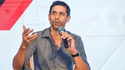 IND vs ENG: 'കോഹ്ലിയുടെയും രോഹിത്തിന്റെയും അഭാവം അവൻ ഒറ്റയ്ക്ക് നികത്തി'; പ്രശംസിച്ച് ആശിഷ് നെഹ്റ