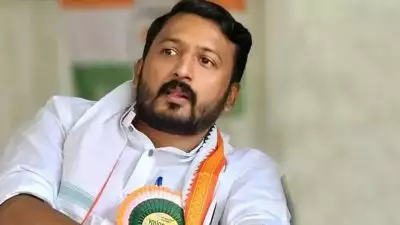 'പെൺകുട്ടിയെ ദേഹോപദ്രവം ഏൽപ്പിച്ചു, ക്രൂര ലൈംഗിക പീഡനം നടന്നു'; രാഹുൽ മാങ്കൂട്ടത്തിലിനെതിരെ രണ്ടാം എഫ്ഐആർ