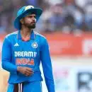 ഏഷ്യാ കപ്പ് ടീമിൽ നിന്ന് ഒഴിവാക്കപ്പെട്ടതിന് പിന്നാലെ ശ്രേയസിന് മറ്റൊരു തിരിച്ചടി നൽകി ബിസിസിഐ!