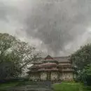 തൃശ്ശൂർ ജില്ലയിലെ വിദ്യാഭ്യാസ സ്ഥാപനങ്ങൾക്ക് ഇന്ന് അവധി; സംസ്ഥാനത്തെ മഴ മുന്നറിയിപ്പിൽ മാറ്റം