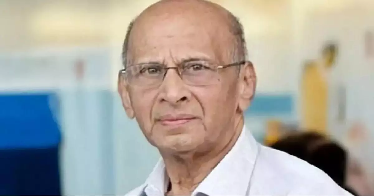 കണ്ണൂരിലെ 'രണ്ട് രൂപ ഡോക്ടർ' അന്തരിച്ചു; വിടവാങ്ങിയത് ജനകീയ ഡോക്ടർ എകെ രൈരു ഗോപാൽ