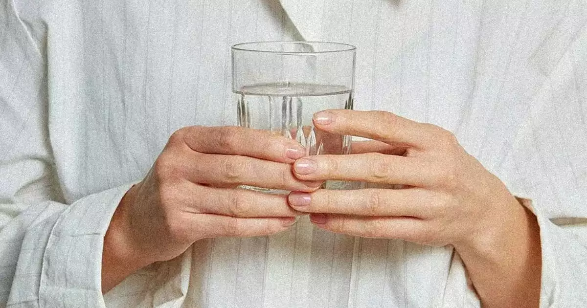 വെള്ളം കുടിച്ചില്ലെങ്കിൽ പണിപാളും; നിർജ്ജലീകരണം ഉയർന്ന സമ്മർദ്ദത്തിലേക്ക് നയിക്കുന്നതായി പഠനം!