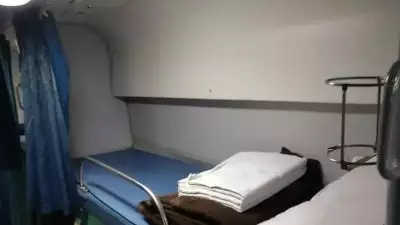 എസി കോച്ചുകളില്‍നിന്ന് തലയിണയും പുതപ്പും തുടർച്ചയായി മോഷണം പോകുന്നു; നിരീക്ഷണം ശക്തമാക്കി റെയില്‍വേ