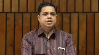 'രാഹുല്‍ മാങ്കൂട്ടത്തില്‍ നിയമസഭയില്‍ വരുന്നതിന് തടസമില്ല, പ്രത്യേക ബ്ലോക്ക് നൽകും'; എ എന്‍ ഷംസീര്‍