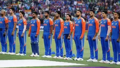Asia Cup 2025: എന്തിനാണ് ഇത്തരം മണ്ടത്തരങ്ങൾ കാണിക്കുന്നത്?; ഇന്ത്യൻ ടീം മാനേജ്‌മെന്റിനെ ചോദ്യം ചെയ്ത് മുൻ താരം