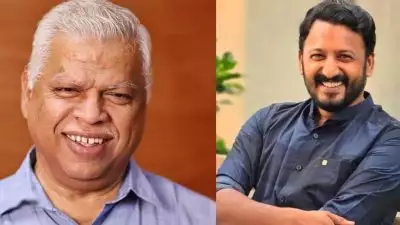 'കാണ്ടാമൃഗത്തിന് പോലും ഇത്ര തൊലിക്കട്ടിയുണ്ടാകില്ല, ഗൂഗിൾ പേയിലൂടെ അശ്ലീല സന്ദേശം അയക്കാമെന്ന് പഠിച്ചയാളാണ് രാഹുൽ മാങ്കൂട്ടത്തിൽ'; പരിഹസിച്ച് എം വി ജയരാജൻ