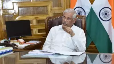 ഭാരതാംബയെ എതിര്‍ക്കുന്നവര്‍ അയ്യപ്പ ഭക്തരാകുന്നത് എങ്ങനെ? ശബരിമലയിലെ നിലപാട് മാറ്റം സര്‍ക്കാര്‍ ജനങ്ങളോട് തുറന്ന് പറയണം; ഗവര്‍ണര്‍