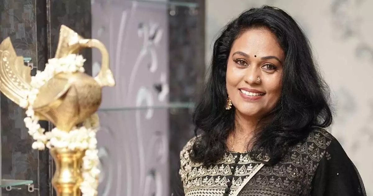 'കേട്ടാൽ അറക്കുന്ന പലതും കേട്ടു, കേട്ട തെറികൾക്കു കുറവില്ല....എനിക്കങ്ങനെ ആകാനേ കഴിയു'; സീമ ജി നായർ