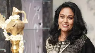 'കേട്ടാൽ അറക്കുന്ന പലതും കേട്ടു, കേട്ട തെറികൾക്കു കുറവില്ല....എനിക്കങ്ങനെ ആകാനേ കഴിയു'; സീമ ജി നായർ