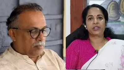 കെജെ ഷൈ​നി​നെ​തി​രാ​യ സൈ​ബ​ര്‍ ആ​ക്ര​മ​ണ​ക്കേ​സ്; കെഎം ഷാ​ജ​ഹാ​ന് ജാ​മ്യം