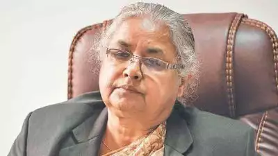 സുശീല കര്‍ക്കി നേപ്പാളിന്റെ ഇടക്കാല പ്രധാനമന്ത്രിയായി സത്യപ്രതിജ്ഞ ചെയ്‌തു; പാര്‍ലമെന്റ് പിരിച്ചുവിട്ടു