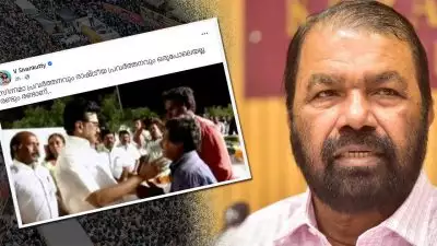 'സിനിമാ പ്രവർത്തനവും രാഷ്ട്രീയ പ്രവർത്തനവും ഒരുപോലെയല്ല, രണ്ടും രണ്ടാണ്...'; കരൂർ ദുരന്തത്തിന് പിന്നാലെ വിമർശനവുമായി മന്ത്രി വി ശിവൻകുട്ടി