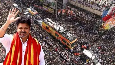 കരൂർ ദുരന്തത്തിന് പിന്നാലെ വീണ്ടും സംസ്ഥാന പര്യടനത്തിന് ടിവികെ അധ്യക്ഷൻ വിജയ്; ആഴ്ചയിൽ 4 യോഗം വീതം നടത്തും, ആദ്യ യോഗം ഡിസംബറിൽ