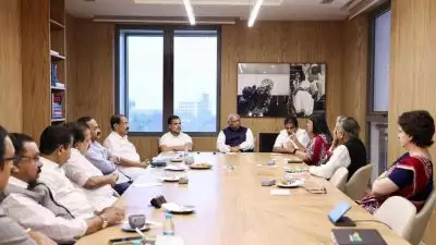 കേരളത്തിൽ കോണ്‍ഗ്രസിന് മുഖ്യമന്ത്രി സ്ഥാനാർത്ഥി ഉണ്ടാകില്ലെന്ന് ഹൈക്കമാൻഡ്; ഇതിനായുള്ള വടംവലി പാടില്ലെന്ന് നേതാക്കൾക്ക് നിർദേശം