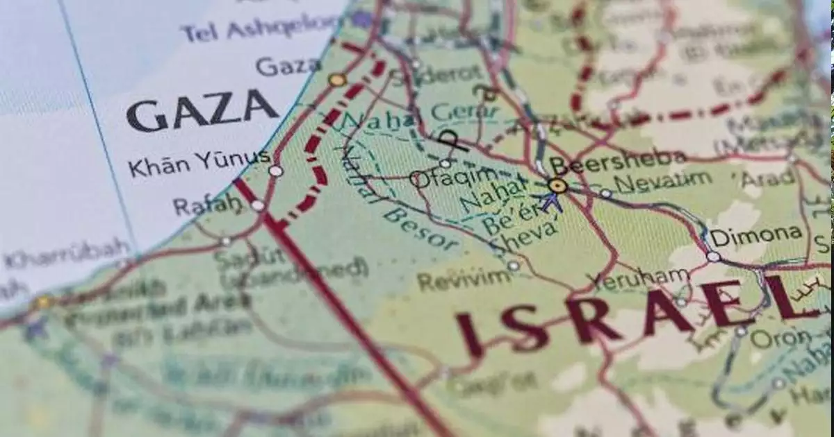 ഹമാസ് മരിച്ച ബന്ദികളുടെ മൃതദേഹങ്ങൾ കൈമാറുന്നത് വൈകി; ഗാസയിൽ നിയന്ത്രണങ്ങളുമായി ഇസ്രയേൽ, റഫാ അതിർത്തി അടച്ചു, അന്താരാഷ്ട്ര സഹായത്തിനും നിയന്ത്രണം