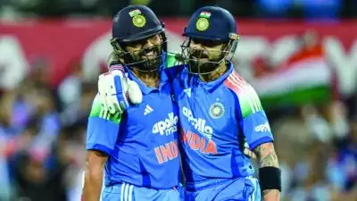 'ഓസീസിനെതിരായ മൂന്നാം ഏകദിനത്തില്‍ ഇന്ത്യക്ക് ആശ്വാസ ജയം'; സെഞ്ചുറിയുമായി ഹിറ്റ്മാൻ, ചേസ് മാസ്റ്ററായി കിംഗ് കോലി