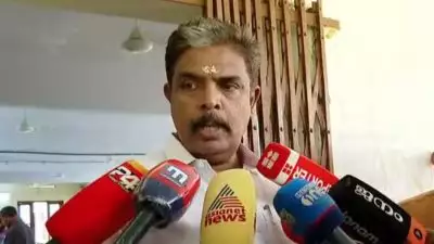ശബരിമല സ്വർണക്കൊള്ള; മുൻ അഡ്മിനിസ്‌ട്രേറ്റീവ് മുരാരി ബാബു അറസ്റ്റിൽ