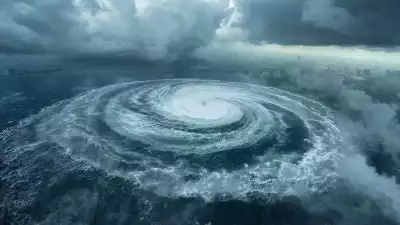 മോൻതയെ നേരിടാൻ മുന്നൊരുക്കം; മൂന്ന് സംസ്ഥാനങ്ങളിലെ വിദ്യാഭ്യാസ സ്ഥാപനങ്ങൾക്ക് നാളെ അവധി, അതീവ ജാഗ്രത