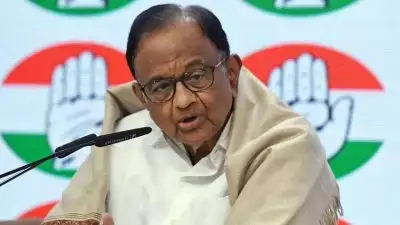 'കേസുള്ളപ്പോൾ ബിജെപിയെ തൃപ്തിപ്പെടുത്തേണ്ടി വരും, പി ചിദംബരത്തിന് മേൽ സമ്മർദ്ദമുണ്ട്'; ഓപ്പറേഷൻ ബ്ലൂസ്റ്റാർ വിവാദത്തിൽ കോൺഗ്രസ്