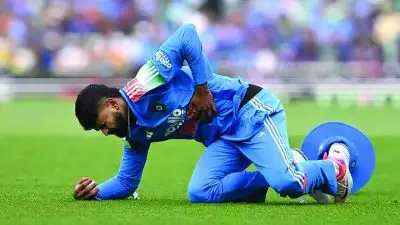 ആന്തരിക രക്തസ്രാവം; ശ്രയസ്‌ അയ്യർ ഐസിയുവിൽ, പരിക്ക് ഗുരുതരമെന്ന് റിപ്പോർട്ട്