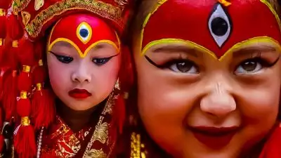ആര്‍ത്തവത്തോടെ മനുഷ്യസ്ത്രീയാകുന്ന ദേവി; നേപ്പാളിന്റെ 'കുമാരി'
