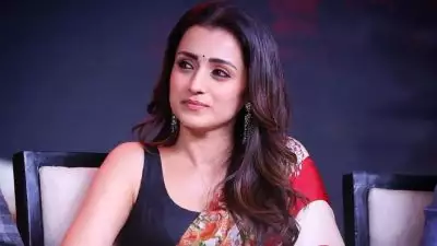 എപ്പോഴും ഒറ്റയ്ക്കാണ് ഉറങ്ങിയത്, മറ്റുള്ളവർക്കൊപ്പം റൂം പങ്കുവെക്കാൻ പോലും എനിക്ക് പറ്റില്ല: തൃഷ