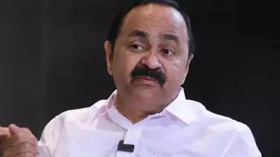 'രണ്ടുകൈയും ഇല്ലാത്ത ഒരാളിന്റെ പിൻഭാഗത്ത് ഉറുമ്പ് കയറിയാൽ..'; ചിത്തരഞ്ജൻ ഭിന്നശേഷിക്കാരെ അപമാനിച്ചെന്ന് വിഡി സതീശൻ, മന്ത്രിമാരും എംഎൽഎമാരും നടത്തിയത് സഭ്യേതര പരാമർശങ്ങൾ