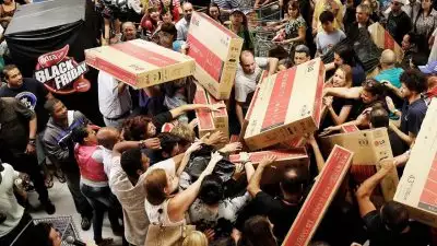 വിലകുറവിനും ഷോപ്പിംഗിനും പേരുകേട്ട ദിവസം; എന്താണ് ഷോപ്പിംഗ് പ്രേമികളുടെ സ്വന്തം 'ബ്ലാക്ക് ഫ്രൈഡേ'?