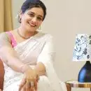 മൂന്ന് മണ്ടൻ കല്യാണങ്ങൾക്ക് വേണ്ടി ഞാൻ 17 വർഷം വെറുതെ കളഞ്ഞു, ഇഷ്ടമുള്ള ഒരുപാട് കാര്യങ്ങൾ ചെയ്യാമായിരുന്നു: മീര വാസുദേവൻ