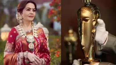 സ്വർണം കൊണ്ടുണ്ടാക്കിയ 49 ലക്ഷത്തിന്റെ വാട്ടർ ബോട്ടിൽ; നിത അംബാനി കുടിക്കുന്നത് 'ഏറ്റവും വിലയേറിയ' വെള്ളം...