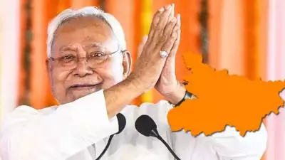 നിതീഷ് വീണ്ടും അധികാരത്തിലേക്ക്; ബിഹാറില്‍ എന്‍ഡിഎയുടെ കുതിപ്പ്