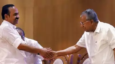 എസ് ഐ ആറിനെതിരായ തുടർ നടപടികൾ ഒന്നിച്ച് നേരിടും; മുഖ്യമന്ത്രി വിളിച്ച സർവ്വകക്ഷിയോഗം ഇന്ന് വൈകിട്ട്