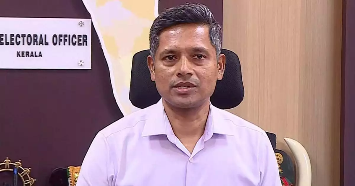 കേരളത്തിലെ എസ്ഐആർ; എന്യൂമറേഷൻ ഫോം വിതരണം ചെയ്യുന്നതിന് ബിഎൽഒമാർക്ക് ബുദ്ധിമുട്ടില്ലെന്ന് ഉറപ്പാക്കുമെന്ന് മുഖ്യ തിരഞ്ഞെടുപ്പ് ഓഫീസർ