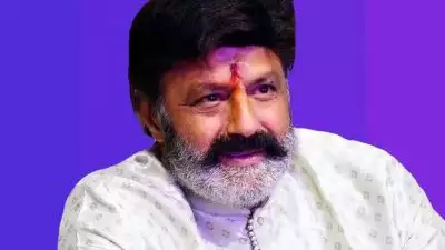 'ജയ് ബാലയ്യാ' എന്ന് ആദ്യം കേട്ടത് അമ്മയുടെ ഗര്‍ഭപാത്രത്തില്‍ വച്ച്'; ഞാനും അഭിമന്യുവും ഒക്കെ ഒരേ വൈബ്: നന്ദമൂരി ബാലകൃഷ്ണ