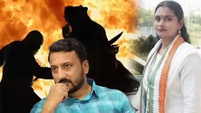 'ബാഹുബലിയെയും ചതിച്ചു കൊന്നതാണ്...; നിന്റെ അമ്മയുടെ ഹൃദയം നോവുന്നപോലെ ഈ കേരളത്തിലെ ഓരോ അമ്മമാരുടെയും ഹൃദയം നോവുന്നുണ്ട്'; രാഹുൽ മാങ്കൂട്ടത്തിലിനെ പിന്തുണച്ച് കോൺഗ്രസ് പ്രവർത്തക