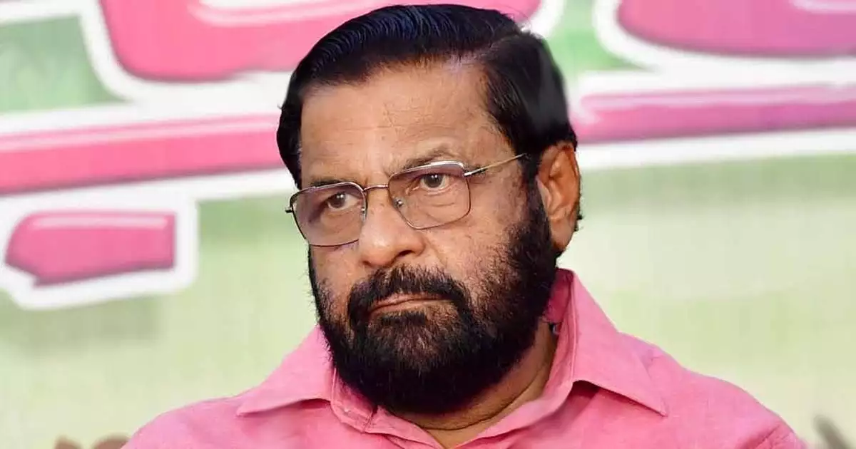 'ഉണ്ണികൃഷ്ണൻ പോറ്റിയെ അറിയാം, ശബരിമല ഭക്തനെന്ന നിലയിലും സംഭാവനകൾ നൽകിയ വ്യക്തിയെന്ന നിലയിലും പരിചയം'; ശബരിമല സ്വർണക്കൊള്ളക്കേസിൽ കടകംപള്ളി സുരേന്ദ്രൻ