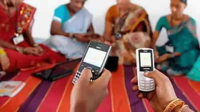 'ടച്ച് ഫോൺ വേണ്ട, കീപാഡ് മാത്രം'; രാജസ്ഥാനിലെ 15 ഗ്രാമങ്ങളിൽ സ്ത്രീകൾക്കും, പെൺകുട്ടികൾക്കും സ്‌മാർട്ട് ഫോൺ ഉപയോഗം വിലക്കി