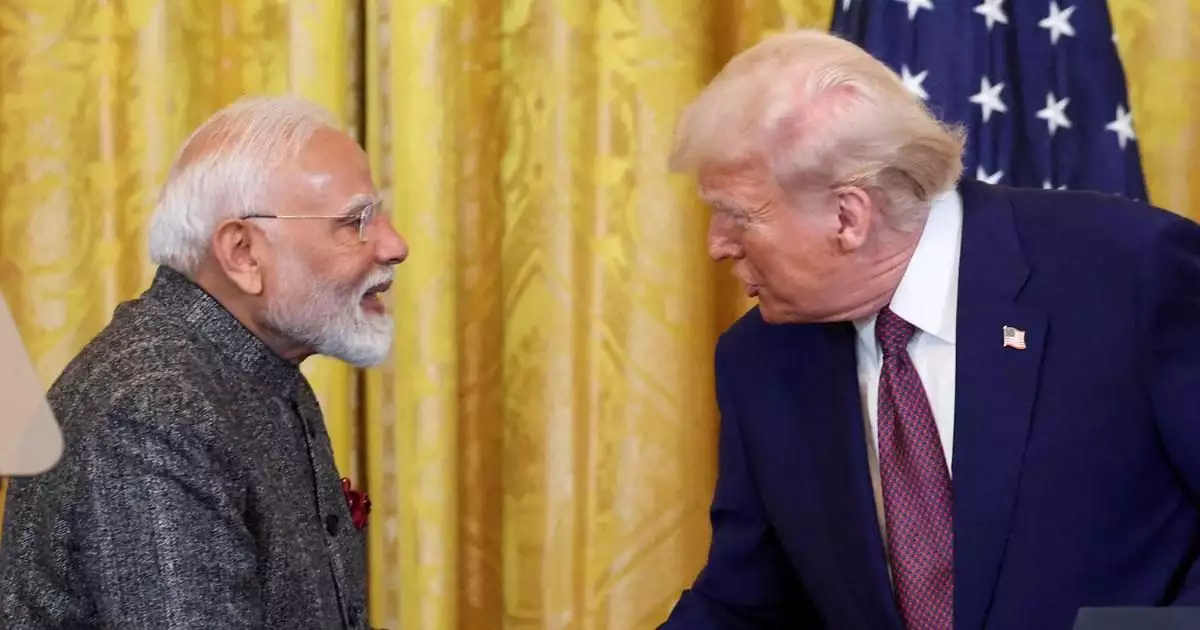 'ഇത്തവണ അരി ഇറക്കുമതിക്ക്'; ഇന്ത്യക്ക് മേൽ വീണ്ടും ഭീഷണിയുമായി ഡൊണാൾഡ് ട്രംപ്, പുതിയ താരിഫ് ചുമത്താൻ നീക്കം