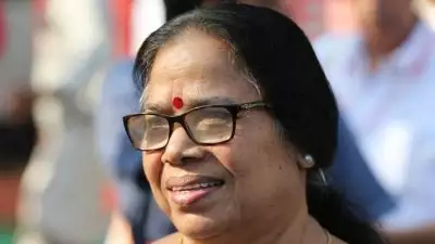 ട്രെയിൻ യാത്രയ്ക്കിടെ പി കെ ശ്രീമതിയുടെ ബാഗ് കവർന്നു; പണവും സ്വർണാഭരണങ്ങളും മൊബൈൽ ഫോണും ഉൾപ്പെടെ നഷ്ടപ്പെട്ടു