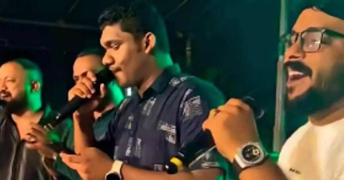 'ഭക്തരെ അപമാനിച്ചു, പാട്ട് പിൻവലിക്കണം'; പോറ്റിയെ കേറ്റിയെ പാട്ടിനെതിരെ ഡിജിപിക്ക് പരാതി