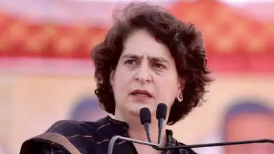 'ജനങ്ങൾ ബിജെപിയിൽ അസംതൃപ്തർ, ജനങ്ങൾക്ക് മന്ത്രിമാരിലും മന്ത്രിസഭയിലും വിശ്വാസം നഷ്ടപ്പെട്ടു'; കോൺഗ്രസ്‌ ഭരണഘടനയെ സംരക്ഷിക്കുമെന്ന് പ്രിയങ്ക ഗാന്ധി