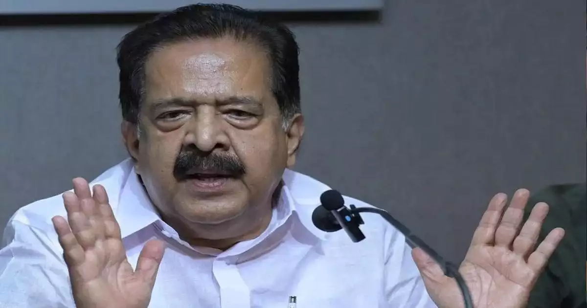 പുരാവസ്തുക്കള് കള്ളക്കടത്ത് നടത്തുന്ന അന്താരാഷ്ട്ര സംഘം, ശബരിമല സ്വര്ണക്കൊള്ളയുമായി ബന്ധപ്പെട്ട് രമേശ് ചെന്നിത്തലയുടെ വെളിപ്പെടുത്തലില് മൊഴിയെടുക്കാന് എസ്ഐടി