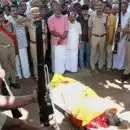 'മലയാളത്തിന്റെ ശ്രീനി ഇനി ഓർമകളിൽ ജീവിക്കും'; ശ്രീനിവാസന്റെ സംസ്കാര ചടങ്ങുകൾ ഒദ്യോഗിക ബഹുമതികളോടെ പൂർത്തിയായി