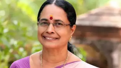 'സിപിഐഎമ്മില്‍ ചേര്‍ന്ന പി സരിനും, ശോഭന ജോര്‍ജിനും ഈ പേര് ചേരുമോ?'; വര്‍ഗവഞ്ചക പരാമർശത്തിൽ പ്രതികരിച്ച് ഐഷ പോറ്റി