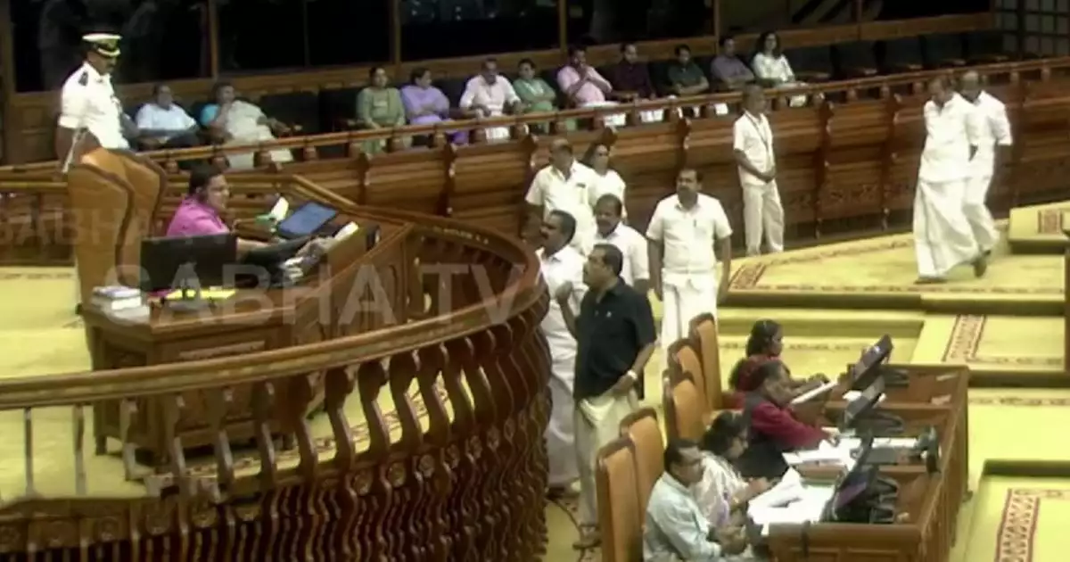 പയ്യന്നൂർ പാർട്ടി ഫണ്ട് തട്ടിപ്പിൽ ചർച്ചയില്ല; പ്രതിപക്ഷത്തിന്റെ അടിയന്തര പ്രമേയ നോട്ടീസ് തള്ളി, അടിയന്തര പ്രാധാന്യം ഇല്ലാത്ത വിഷയമെന്ന് സ്പീക്കർ